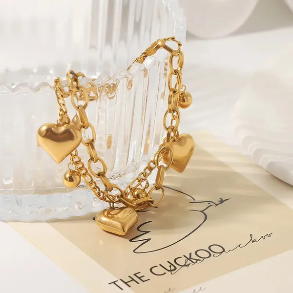 Gold_Heart_Charm_Bracelets_For_Women